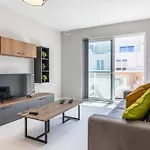 Exquisite Modern Luxury In Malta - Walking Distance To The Restaurants & Night Life Apartamento