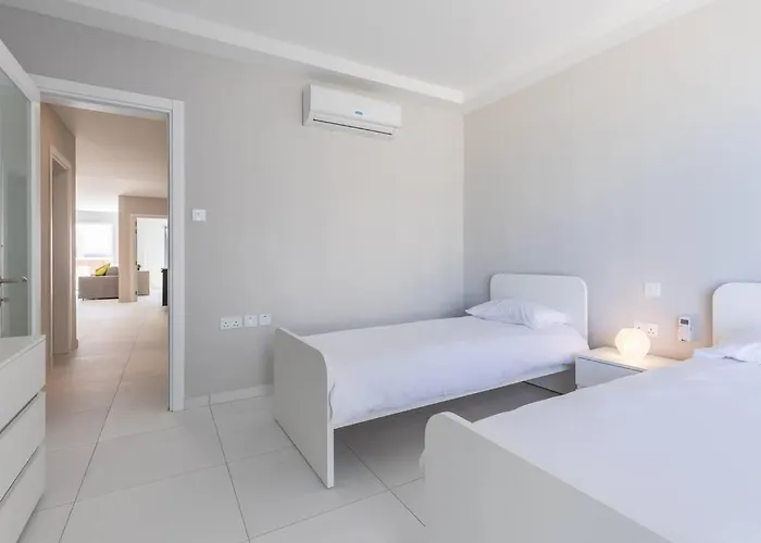 Exquisite Modern Luxury In Malta - Walking Distance To The Restaurants & Night Life Is-Swieqi